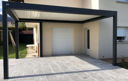 Réalisation pergola bioclimatique Athome Automatismes